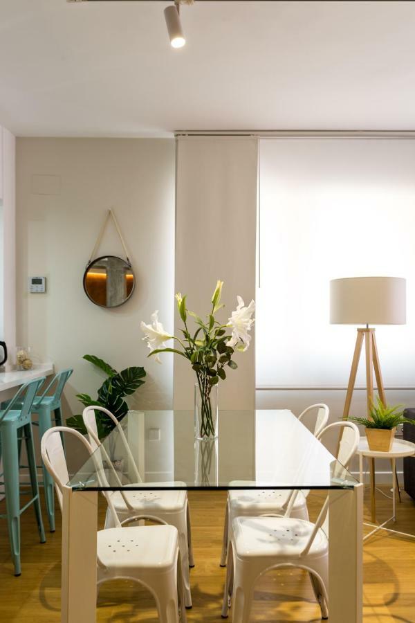 El Rio Apartment Seville Ngoại thất bức ảnh