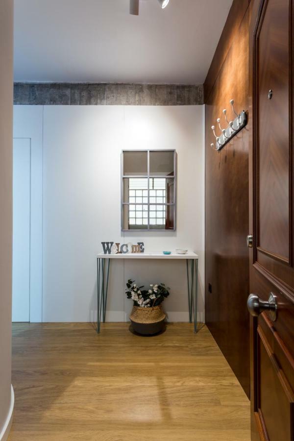 El Rio Apartment Seville Ngoại thất bức ảnh